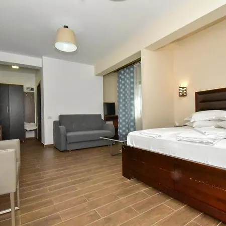 Matei - Pensión Eforie Nord